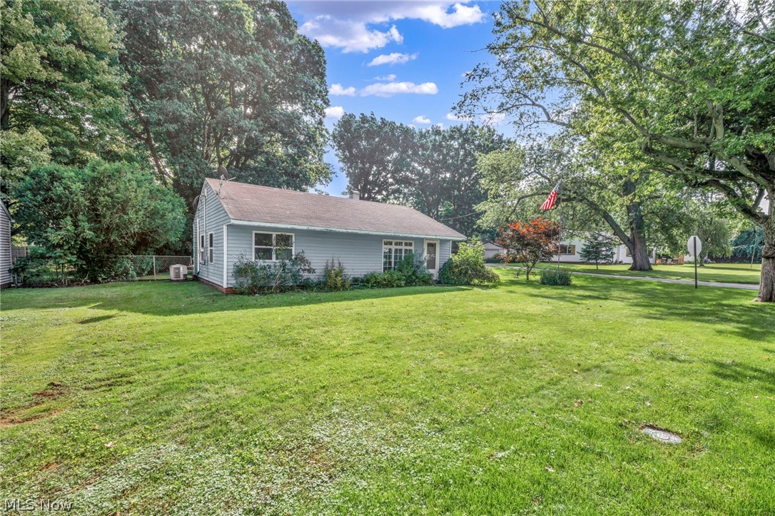 1781 Perth Road Madison OH 44057