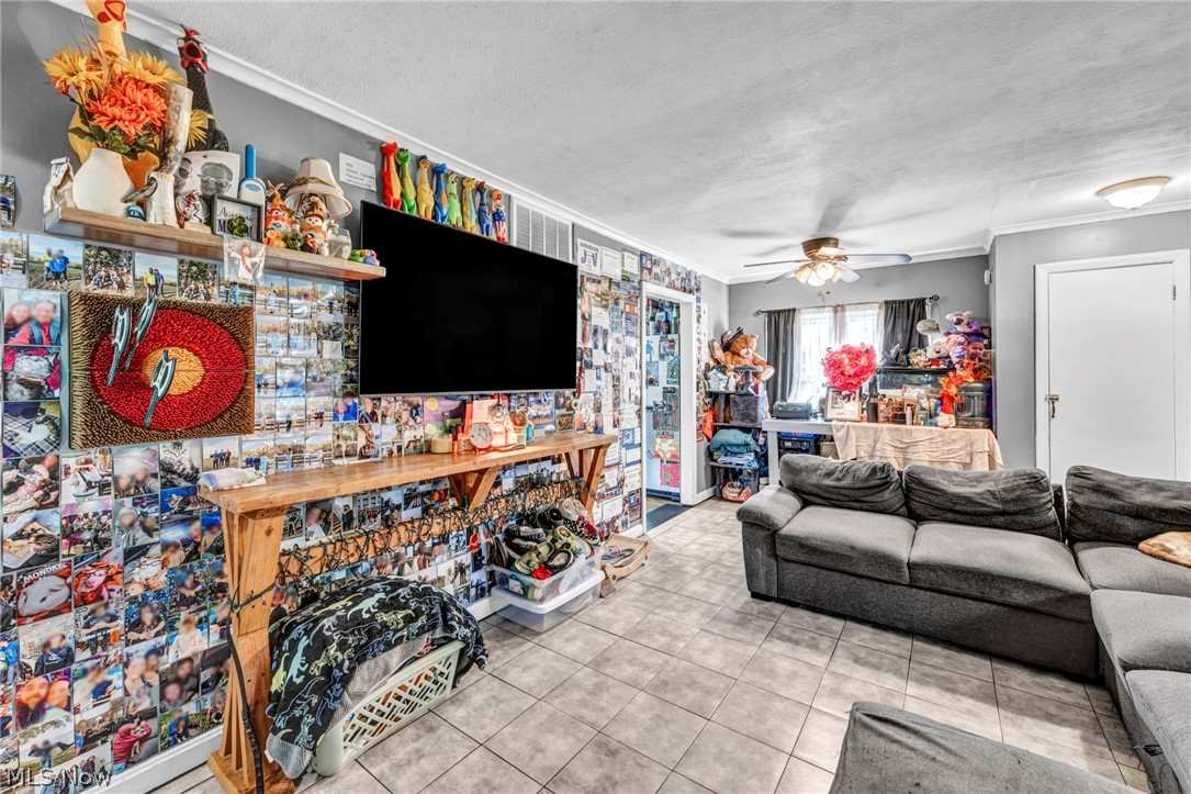 1781 Perth Road Madison OH 44057