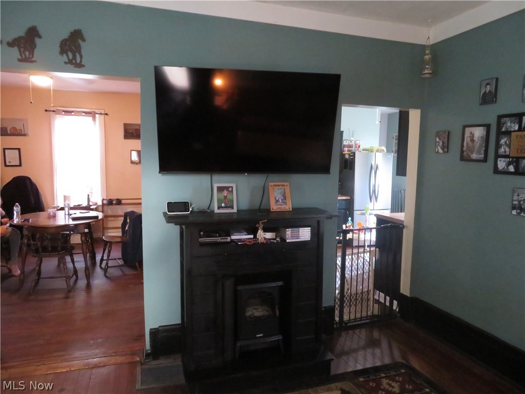 53 E North Avenue East Palestine OH 44413