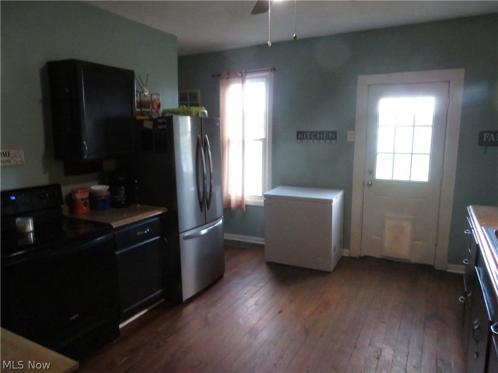 53 E North Avenue East Palestine OH 44413