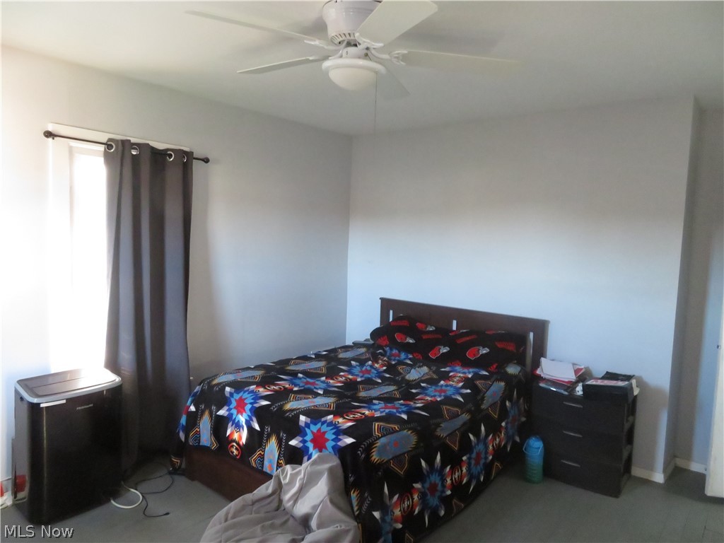 53 E North Avenue East Palestine OH 44413