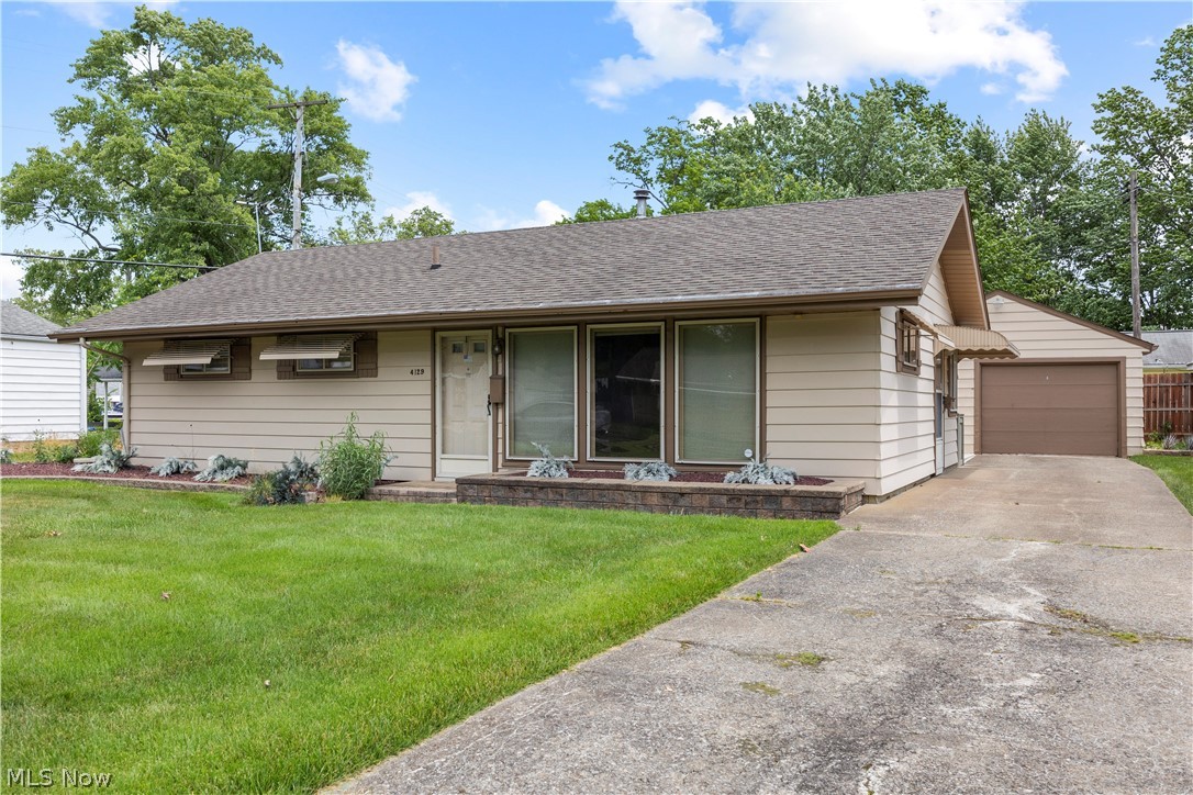 4129 Palm Avenue Lorain OH 44055