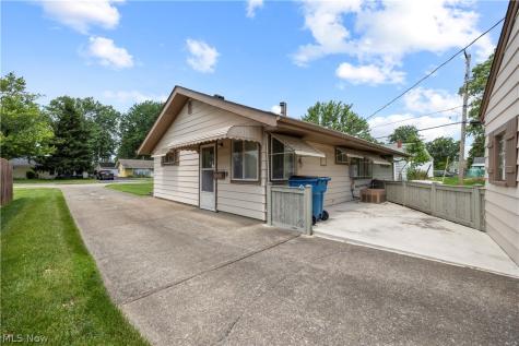 4129 Palm Avenue Lorain OH 44055