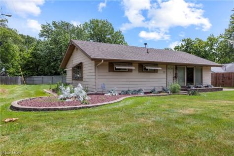 4129 Palm Avenue Lorain OH 44055