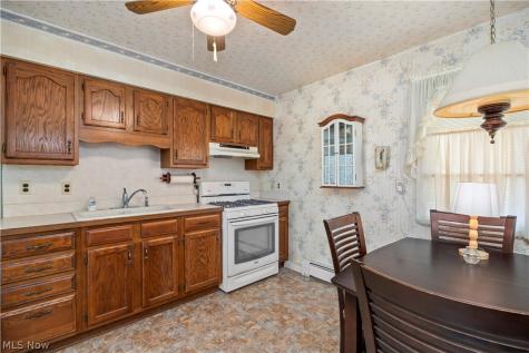 4129 Palm Avenue Lorain OH 44055