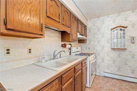 4129 Palm Avenue Lorain OH 44055