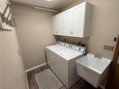 24739 Tara Lynn Drive North Olmsted OH 44070