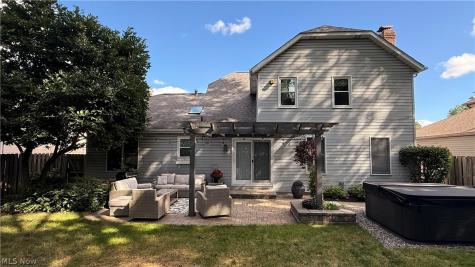 24739 Tara Lynn Drive North Olmsted OH 44070