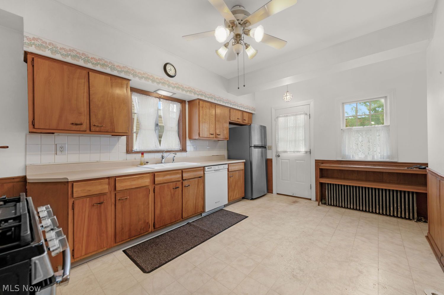 1436 Arthur Avenue Lakewood OH 44107