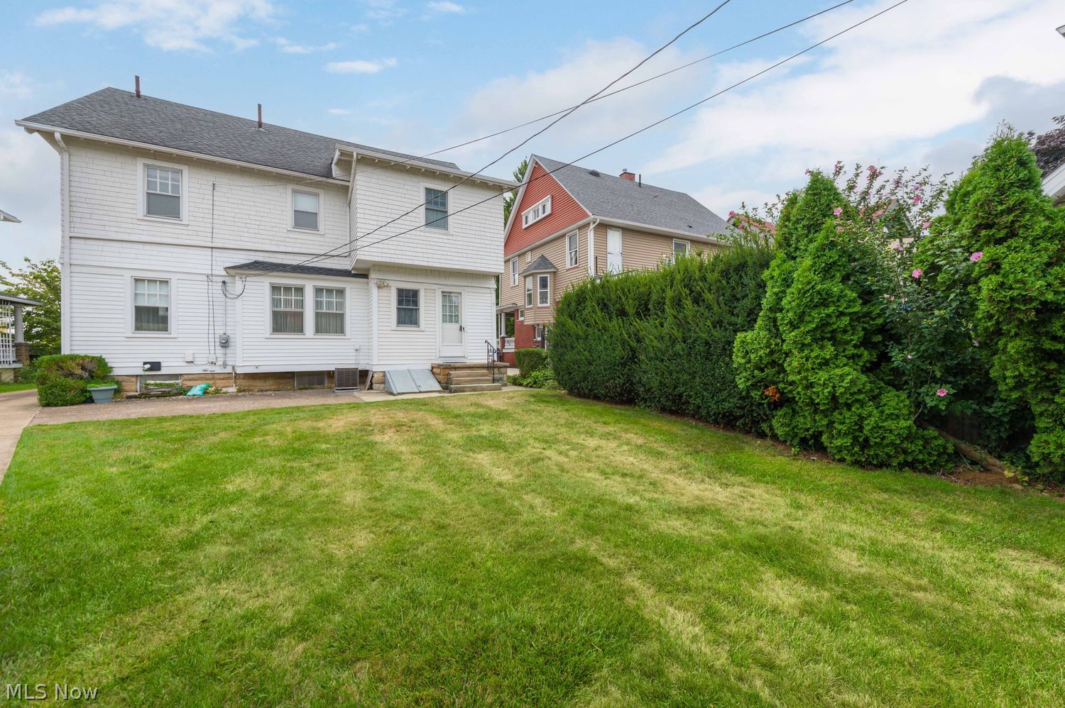 1436 Arthur Avenue Lakewood OH 44107