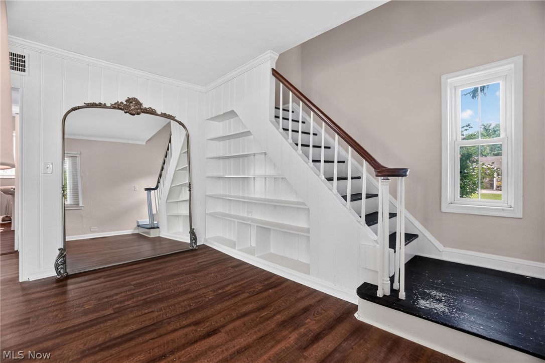 16 E Shore Boulevard Eastlake OH 44095