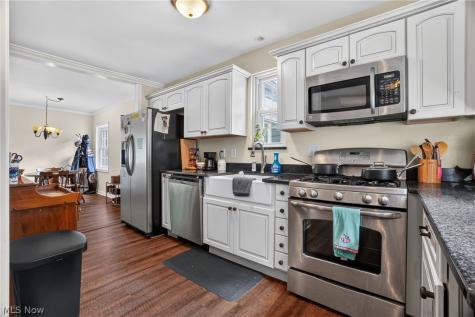 16 E Shore Boulevard Eastlake OH 44095