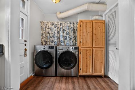 16 E Shore Boulevard Eastlake OH 44095