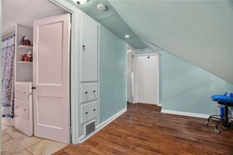 16 E Shore Boulevard Eastlake OH 44095