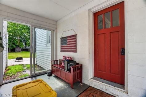 16 E Shore Boulevard Eastlake OH 44095