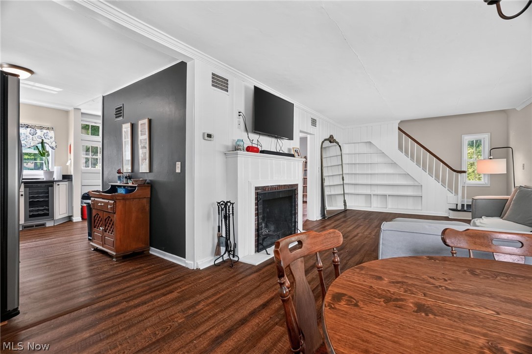 16 E Shore Boulevard Eastlake OH 44095