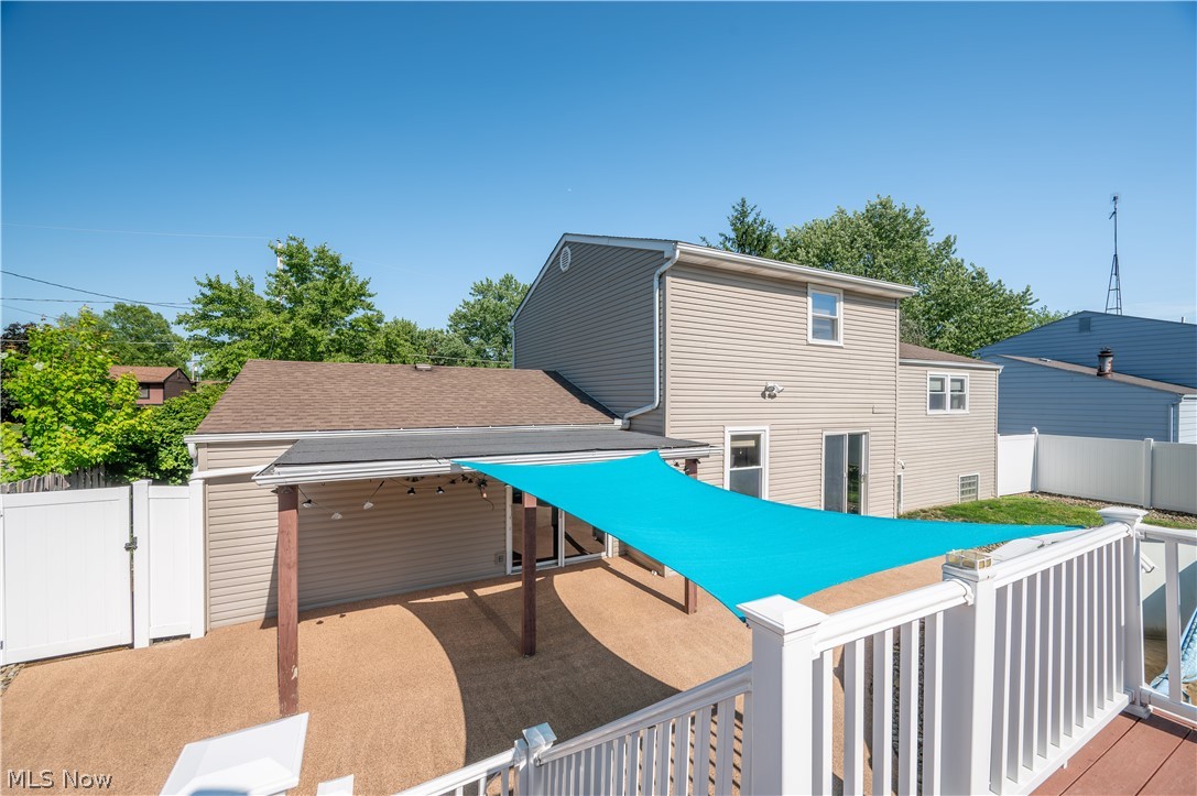 814 Illinois Avenue Mcdonald OH 44437