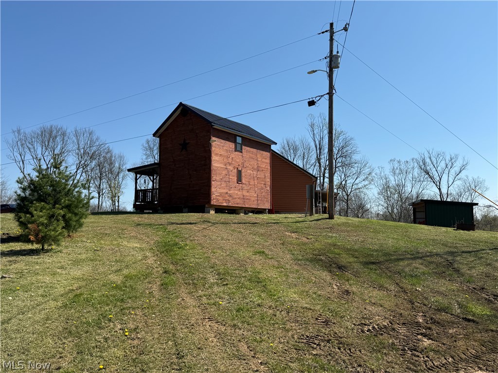 8902 N State Route 78 Caldwell OH 43724
