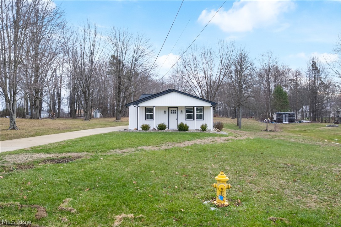 2351 Heston Drive Lake Milton OH 44429