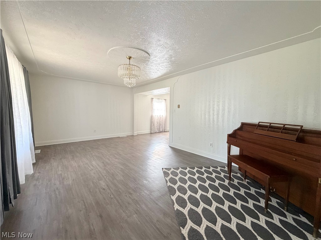 2051 Randall Street Lorain OH 44052