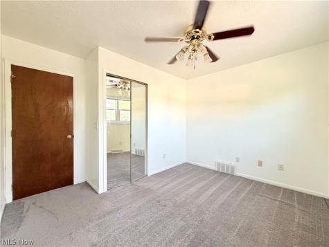 2051 Randall Street Lorain OH 44052
