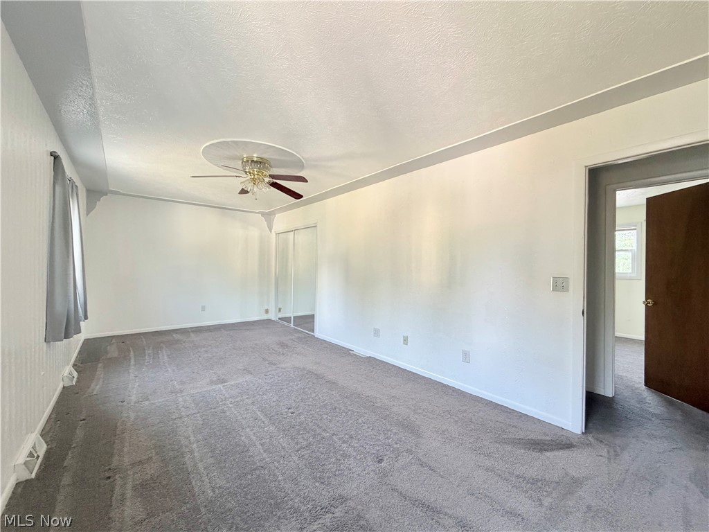 2051 Randall Street Lorain OH 44052