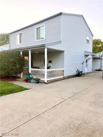 2051 Randall Street Lorain OH 44052