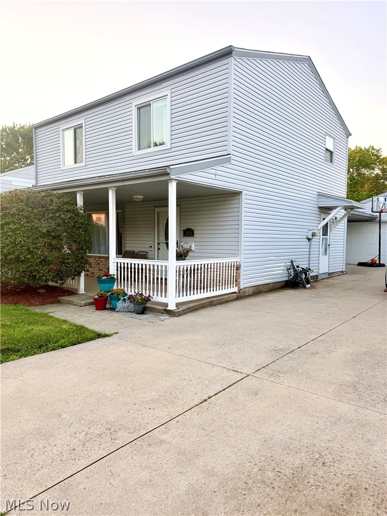 2051 Randall Street Lorain OH 44052