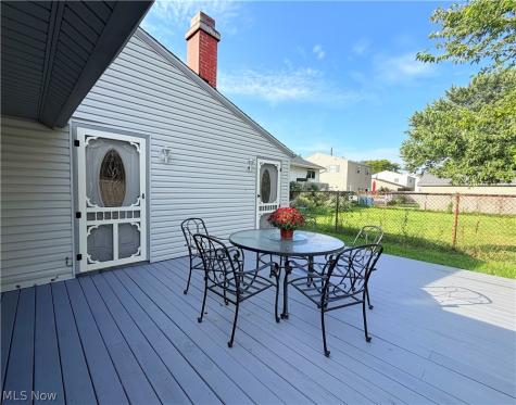 2051 Randall Street Lorain OH 44052
