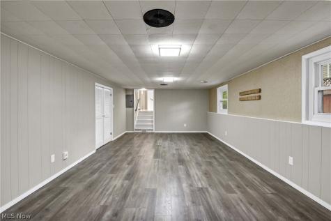 24420 S Oxford Oval North Olmsted OH 44070