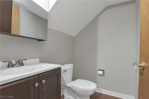 24420 S Oxford Oval North Olmsted OH 44070