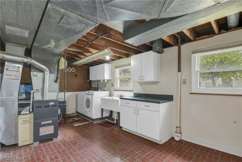 24420 S Oxford Oval North Olmsted OH 44070