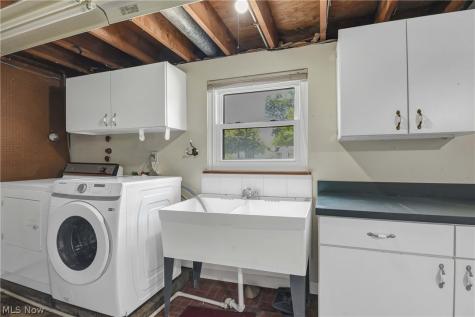 24420 S Oxford Oval North Olmsted OH 44070