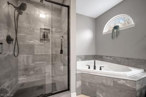 300 Eagleton Court Macedonia OH 44056