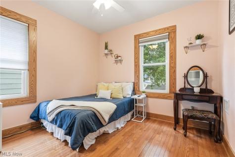 1452 Westwood Avenue Lakewood OH 44107