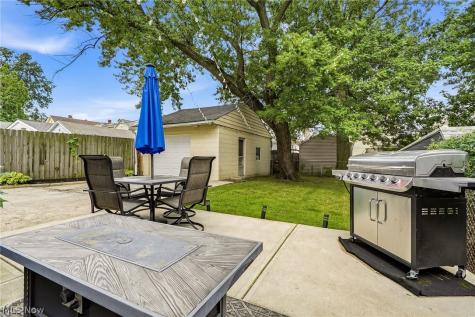 1452 Westwood Avenue Lakewood OH 44107