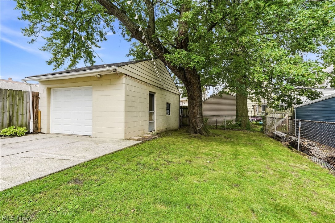 1452 Westwood Avenue Lakewood OH 44107