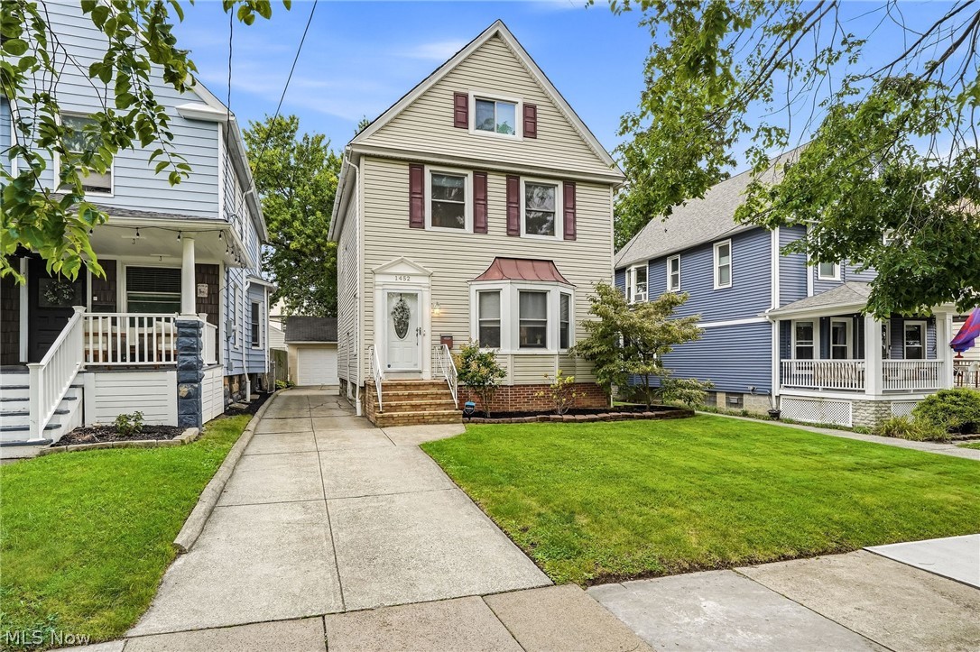 1452 Westwood Avenue Lakewood OH 44107