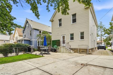 1452 Westwood Avenue Lakewood OH 44107