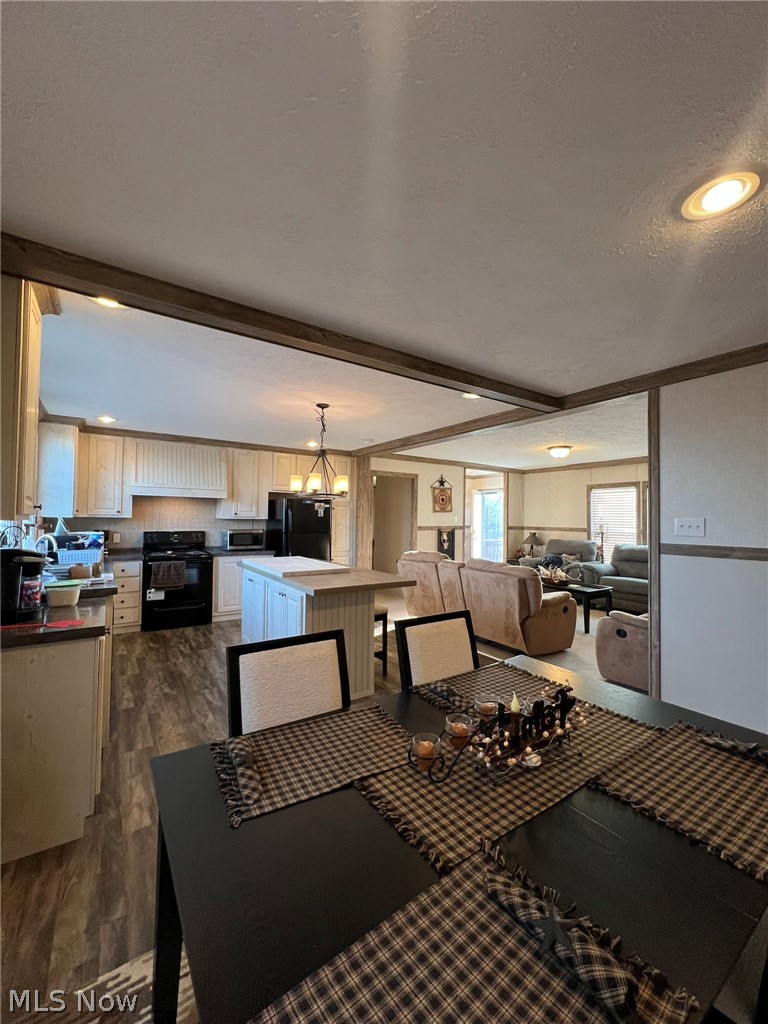 53720 State Route 681 Reedsville OH 45772