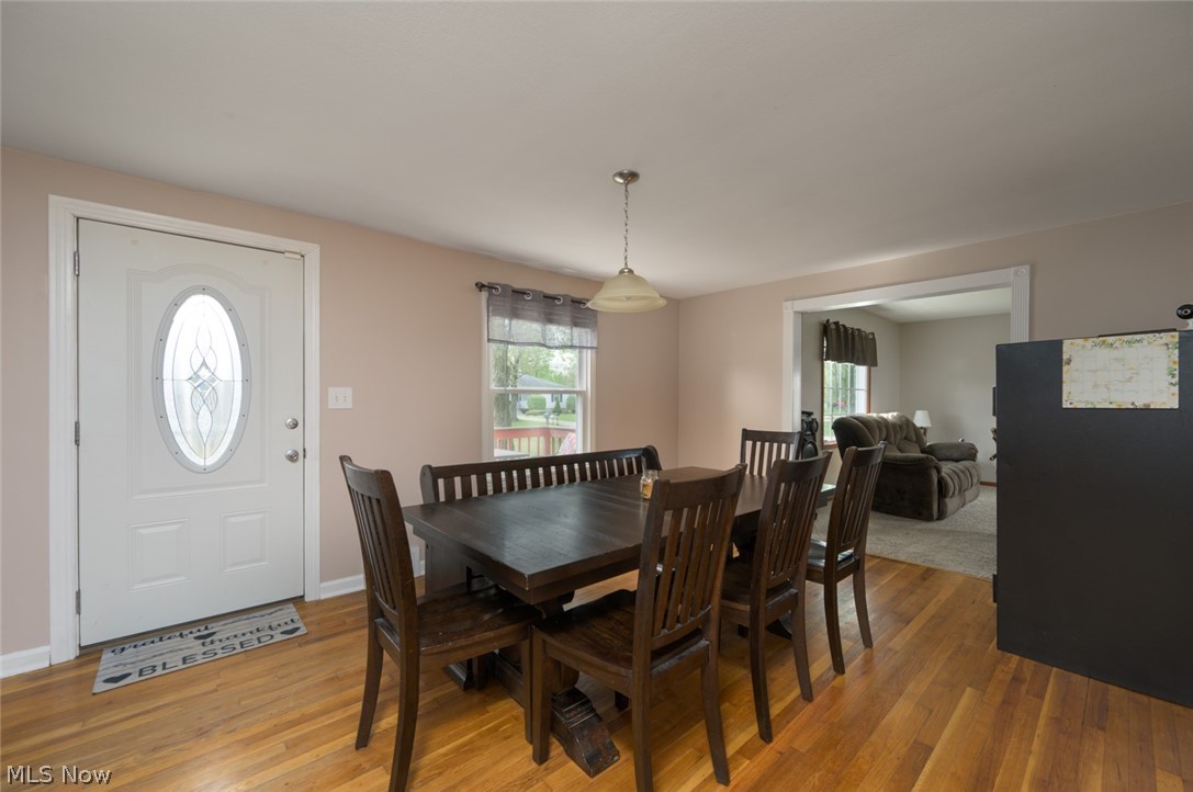 140 Edward Street NW Champion OH 44483