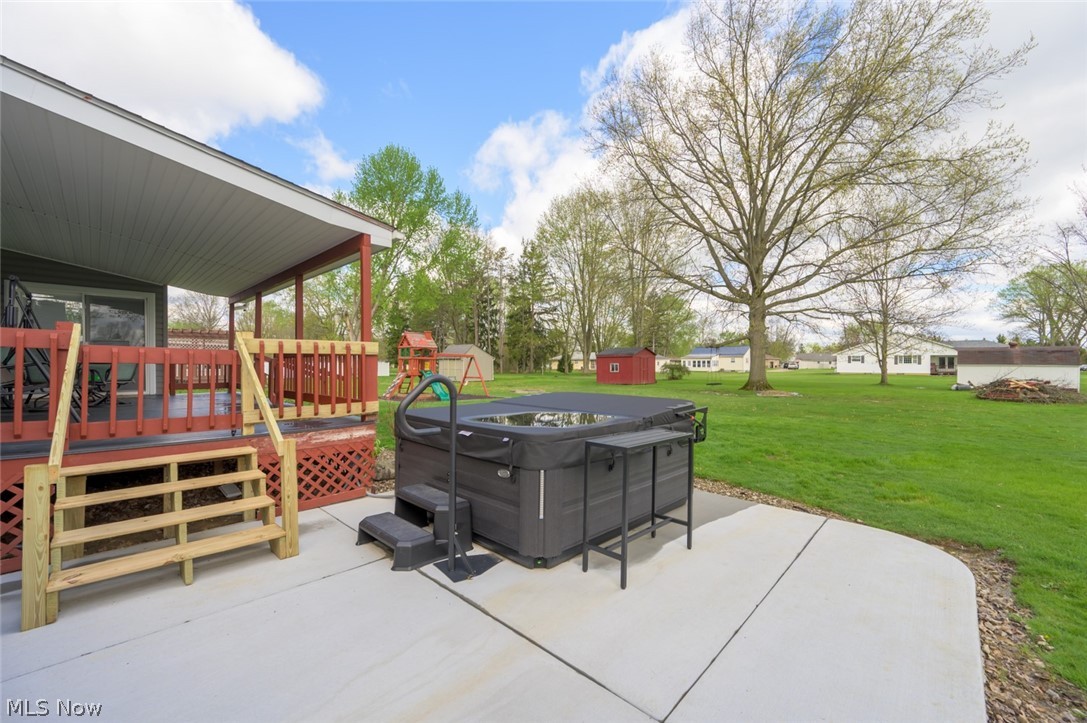 140 Edward Street NW Champion OH 44483