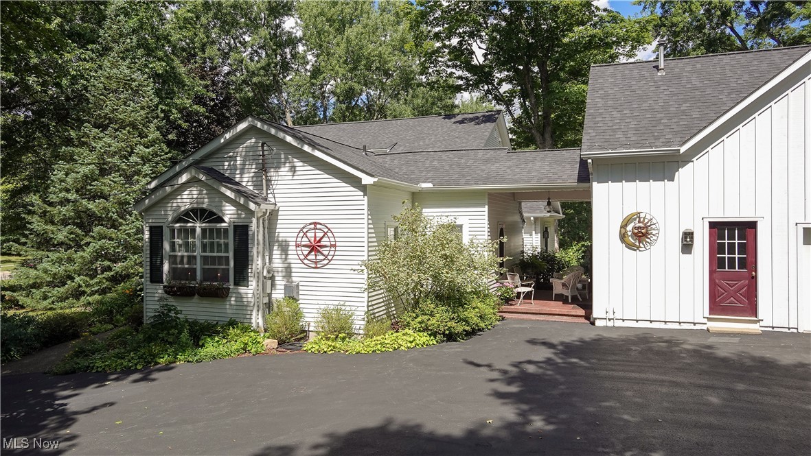 109 S Chillicothe Road Aurora OH 44202