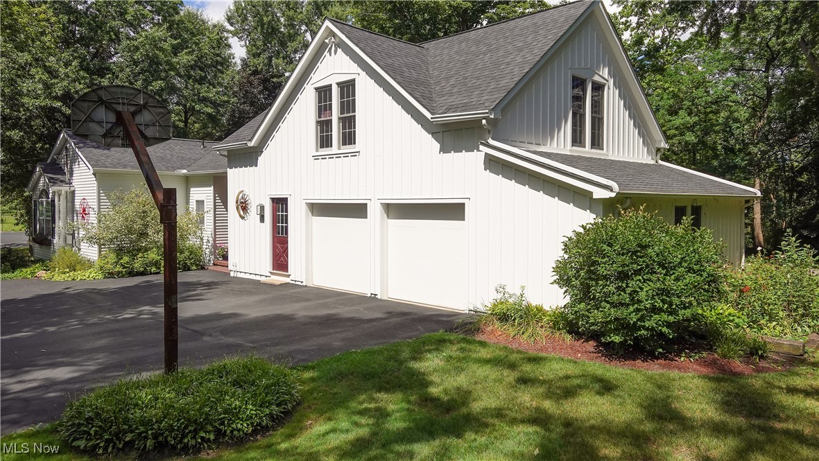 109 S Chillicothe Road Aurora OH 44202