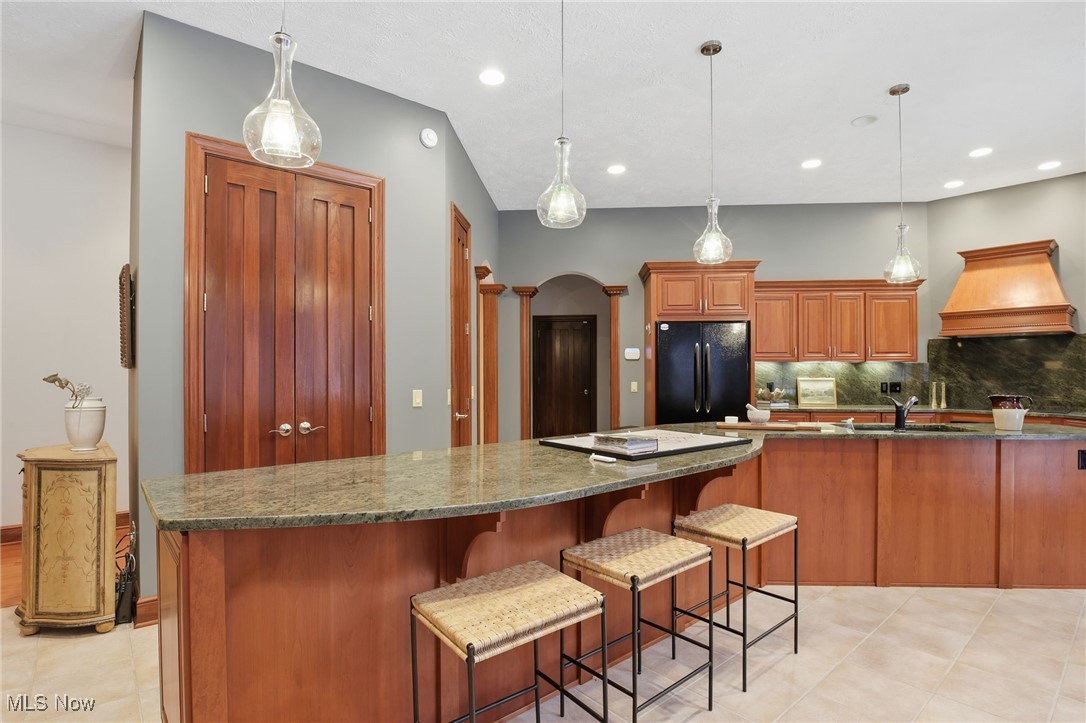 425 Woodside Avenue Jefferson OH 44047