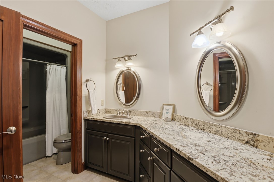 425 Woodside Avenue Jefferson OH 44047
