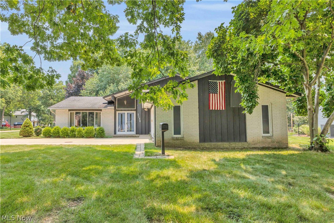 32561 Carriage Lane Avon Lake OH 44012