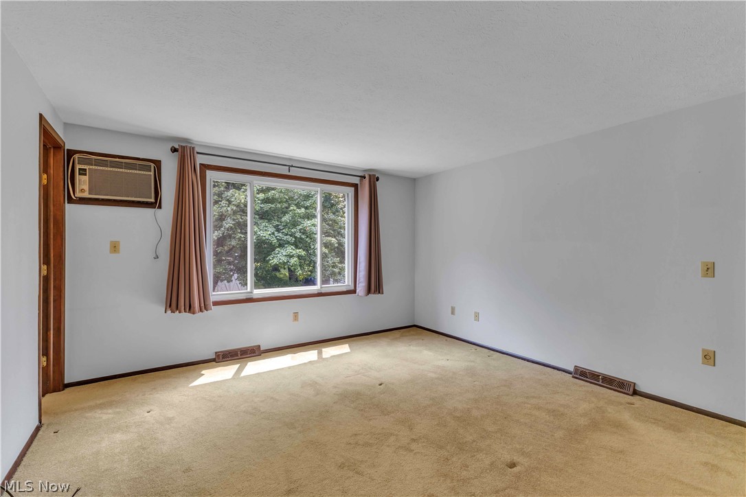 32561 Carriage Lane Avon Lake OH 44012