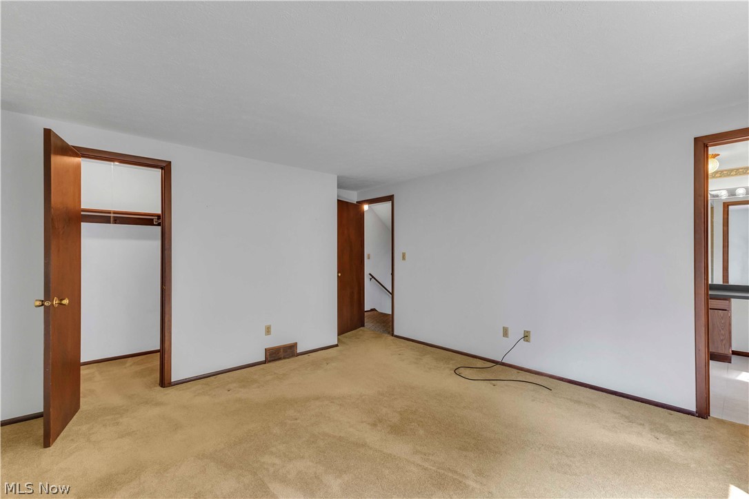 32561 Carriage Lane Avon Lake OH 44012