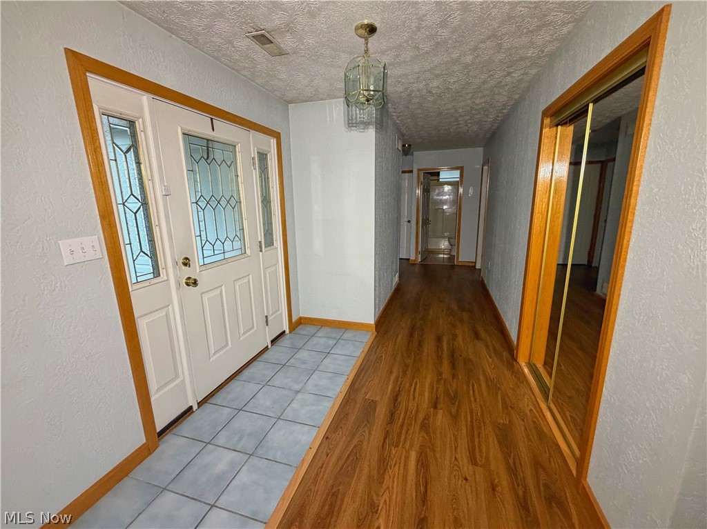 46567 Winston Drive East Liverpool OH 43920